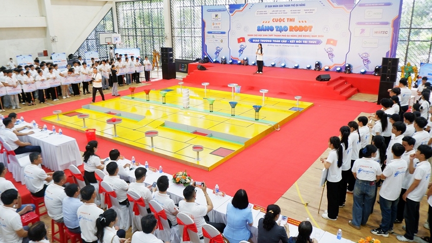 Bách khoa Đà Nẵng góp sức ươm mầm thế hệ sáng tạo công nghệ